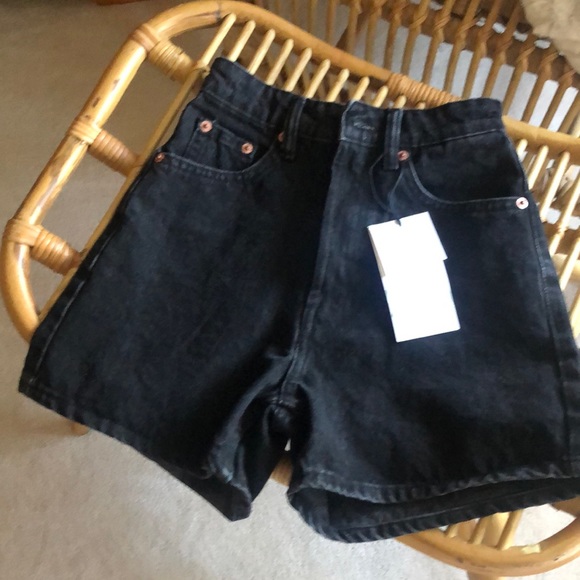 Zara Pants - ZARA NWT hi rise shorts. Zip fly, 5 pkt styling